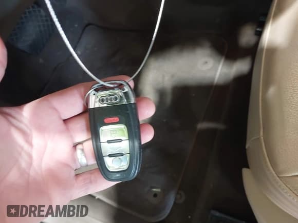 ✅ 2013 Audi Q5 Premium Plus • VIN: WA1LFAFP6DA072305 • Lot: 42574865. Listed on IAAI with 154,531 mi. Free auction sales archive from the USA and detailed vehicle history report at DreamBid. Image 11.