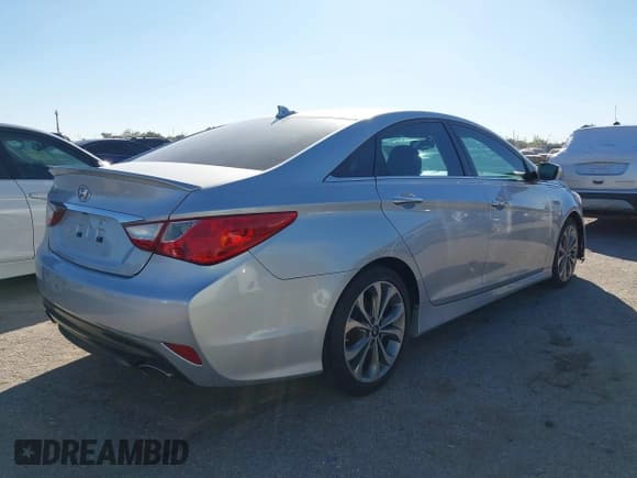 ✅ 2014 Hyundai Sonata Limited • VIN: 5NPEC4AC8EH902872 • Lot: 43622715. Listed on IAAI with 115,130 mi. Free auction sales archive from the USA and detailed vehicle history report at DreamBid. Image 4.