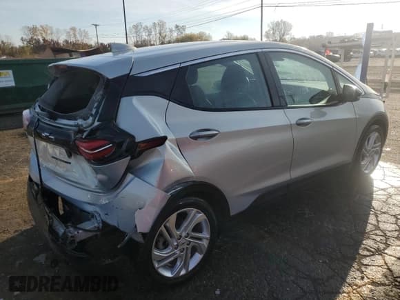 ✅ 2023 Chevrolet Bolt EV 1LT • VIN: 1G1FW6S0XP4160441 • Lot: 76765604. Wystawiony na Copart z przebiegiem 34 941 mil. Bezpłatny archiwum sprzedaży aukcyjnych z USA i szczegółowy raport historii pojazdu na DreamBid. Zdjęcie 3.