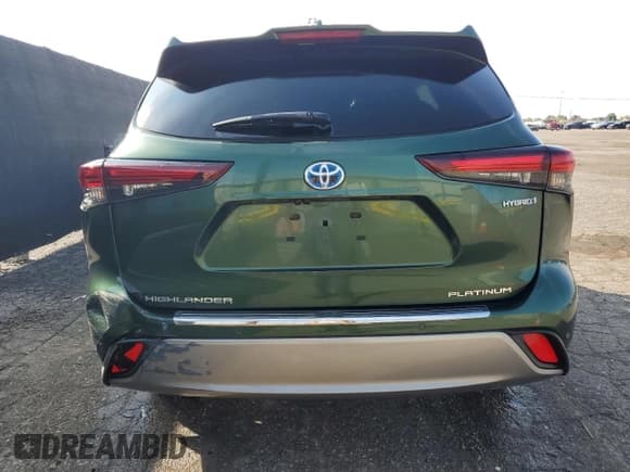 ✅ 2024 Toyota Highlander Hybrid Platinum • VIN: 5TDEBRCH4RS610693 • Lot: 60598045. Wystawiony na Copart z przebiegiem 24 325 mil. Bezpłatny archiwum sprzedaży aukcyjnych z USA i szczegółowy raport historii pojazdu na DreamBid. Zdjęcie 6.