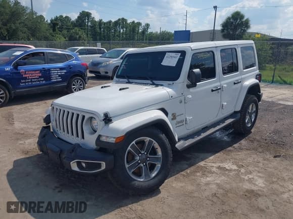 ✅ 2020 Jeep Wrangler Unlimited Sahara • VIN: 1C4HJXEN2LW109428 • Лот: 42296943. Опубликован ранее на IAAI с пробегом 155 766 миль. Бесплатный доступ к архиву аукционных продаж из США и подробный отчёт об истории автомобиля на DreamBid. Изображение 2.