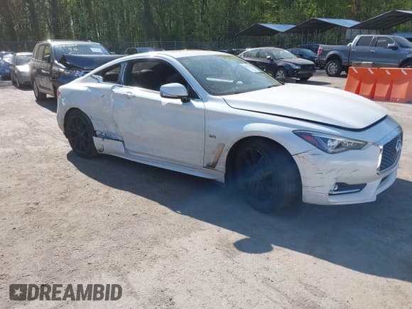 ✅ 2018 Infiniti Q60 Luxe • VIN: JN1EV7EL3JM391581 • Lot: 39214449. Wystawiony na IAAI z przebiegiem 53 603 mil. Bezpłatny archiwum sprzedaży aukcyjnych z USA i szczegółowy raport historii pojazdu na DreamBid. Zdjęcie 17.