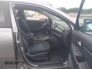 ✅ 2014 Kia Sportage LX • VIN: KNDPB3AC8E7579577 • Лот: 43812665. Опубликован ранее на IAAI с пробегом 153 214 миль. Бесплатный доступ к архиву аукционных продаж из США и подробный отчёт об истории автомобиля на DreamBid. Изображение 5.