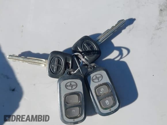 ✅ 2006 Scion xA • VIN: JTKKT624660166205 • Lot: 43225238. Wystawiony na IAAI z przebiegiem 99 146 mil. Bezpłatny archiwum sprzedaży aukcyjnych z USA i szczegółowy raport historii pojazdu na DreamBid. Zdjęcie 11.