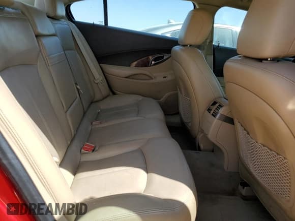 ✅ 2013 Buick LaCrosse Leather • VIN: 1G4GC5E33DF305867 • Lot: 51535185. Wystawiony na Copart z przebiegiem 67 810 mil. Bezpłatny archiwum sprzedaży aukcyjnych z USA i szczegółowy raport historii pojazdu na DreamBid. Zdjęcie 10.