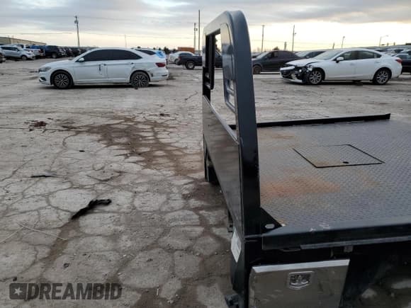 ✅ 2022 GMC Sierra 1500 • VIN: 42518555PARTS • Лот: 42518555. Опубликован ранее на Copart с пробегом Не указан. Бесплатный доступ к архиву аукционных продаж из США и подробный отчёт об истории автомобиля на DreamBid. Изображение 7.