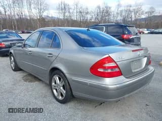 ✅ 2006 Mercedes-Benz E 350 • VIN: WDBUF87J06X207807 • Лот: 43793372. Опубликован ранее на IAAI с пробегом 181 726 миль. Бесплатный доступ к архиву аукционных продаж из США и подробный отчёт об истории автомобиля на DreamBid. Изображение 6.