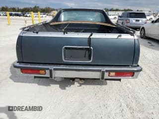 ✅ 1985 Chevrolet El Camino • VIN: 3GCCW80H1FS923489 • Лот: 78198354. Опубликован ранее на Copart с пробегом 76 530 миль. Бесплатный доступ к архиву аукционных продаж из США и подробный отчёт об истории автомобиля на DreamBid. Изображение 6.