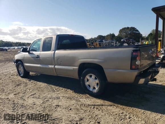 ✅ 2000 GMC Sierra 1500 SLE • VIN: 1GTEC19T2YE369604 • Lot: 85138005. Wystawiony na Copart z przebiegiem Nie podano. Bezpłatny archiwum sprzedaży aukcyjnych z USA i szczegółowy raport historii pojazdu na DreamBid. Zdjęcie 2.