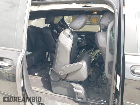 ✅ 2023 Toyota Sienna XSE • VIN: 5TDDSKFC5PS104449 • Лот: 42270422. Опубликован ранее на IAAI с пробегом 28 016 миль. Бесплатный доступ к архиву аукционных продаж из США и подробный отчёт об истории автомобиля на DreamBid. Изображение 8.