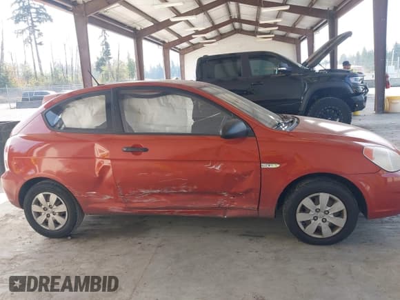 ✅ 2009 Hyundai Accent GS • VIN: KMHCM36C99U115637 • Лот: 43189271. Опубликован ранее на IAAI с пробегом 97 992 миль. Бесплатный доступ к архиву аукционных продаж из США и подробный отчёт об истории автомобиля на DreamBid. Изображение 13.