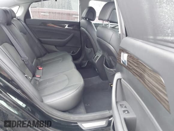 ✅ 2015 Hyundai Sonata Limited • VIN: 5NPE34AF7FH152389 • Лот: 43434143. Опубликован ранее на IAAI с пробегом 144 312 миль. Бесплатный доступ к архиву аукционных продаж из США и подробный отчёт об истории автомобиля на DreamBid. Изображение 8.