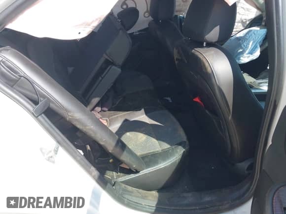 2013 Chevrolet Malibu Eco z VIN 1G11F5RR7DF111027, wystawiony jako IAAI lot #43204864 z przebiegiem 119 349 mil mil oraz . Historia ofert i sprzedaży dostępna na DreamBid. Obrazek 8.