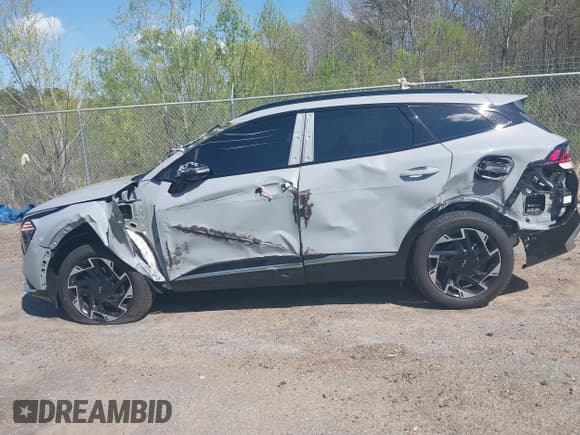 ✅ 2025 Kia Sportage SX-Prestige • VIN: 5XYK53DF6SG238202 • Lot: 41802746. Listed on IAAI with 12,458 mi. Free auction sales archive from the USA and detailed vehicle history report at DreamBid. Image 6.