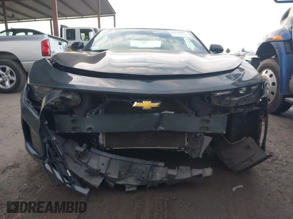 ✅ 2022 Chevrolet Camaro 1LT • VIN: 1G1FB1RX2N0120229 • Lot: 43726596. Listed on IAAI with 53,146 mi. Free auction sales archive from the USA and detailed vehicle history report at DreamBid. Image 6.
