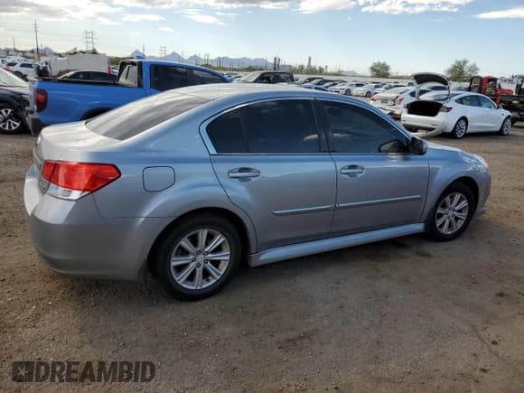 ✅ 2011 Subaru Legacy Premium Power Moon • VIN: 4S3BMBG64B3261040 • Лот: 80926615. Опубликован ранее на Copart с пробегом 208 139 миль. Бесплатный доступ к архиву аукционных продаж из США и подробный отчёт об истории автомобиля на DreamBid. Изображение 3.
