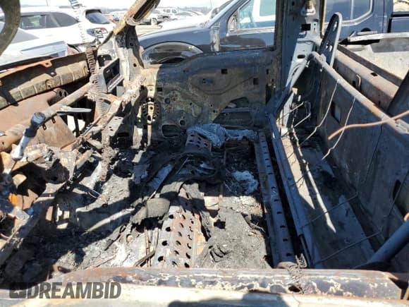 ✅ 2004 Ford F-250 • VIN: 1FDNF20L04ED67253 • Лот: 72553284. Опубликован ранее на Copart с пробегом Не указан. Бесплатный доступ к архиву аукционных продаж из США и подробный отчёт об истории автомобиля на DreamBid. Изображение 7.