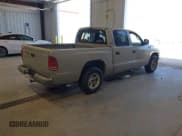 ✅ 2000 Dodge Dakota Sport • VIN: 1B7GL2AX9YS646909 • Lot: 42967254. Listed on IAAI with 251,189 mi. Free auction sales archive from the USA and detailed vehicle history report at DreamBid. Image 4.