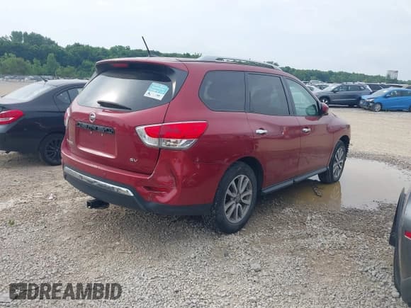 ✅ 2015 Nissan Pathfinder SL • VIN: 5N1AR2MMXFC619744 • Lot: 42724119. Wystawiony na IAAI z przebiegiem 110 571 mil. Bezpłatny archiwum sprzedaży aukcyjnych z USA i szczegółowy raport historii pojazdu na DreamBid. Zdjęcie 4.