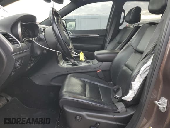 ✅ 2020 Jeep Grand Cherokee Limited • VIN: 1C4RJFBG2LC362366 • Lot: 92366325. Listed on Copart with 72,940 mi. Free auction sales archive from the USA and detailed vehicle history report at DreamBid. Image 7.