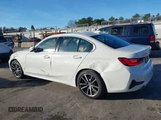 ✅ 2022 BMW 3 Series 330i xDrive • VIN: 3MW5R7J00N8C65787 • Lot: 43790437. Listed on IAAI with 21,124 mi. Free auction sales archive from the USA and detailed vehicle history report at DreamBid. Image 3.