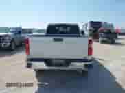 2020 Chevrolet Silverado 2500HD LT z VIN 1GC1YNEY7LF301858, wystawiony jako IAAI lot #42650174 z przebiegiem 107 523 mil mil oraz . Historia ofert i sprzedaży dostępna na DreamBid. Obrazek 16.