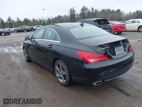 ✅ 2014 Mercedes-Benz CLA 250 • VIN: WDDSJ4EB6EN036315 • Lot: 41957063. Listed on IAAI with 61,394 mi. Free auction sales archive from the USA and detailed vehicle history report at DreamBid. Image 3.