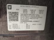 ✅ 2020 Chevrolet Traverse LT Cloth • VIN: 1GNERGKW5LJ238017 • Lot: 43736868. Wystawiony na IAAI z przebiegiem 121 350 mil. Bezpłatny archiwum sprzedaży aukcyjnych z USA i szczegółowy raport historii pojazdu na DreamBid. Zdjęcie 9.