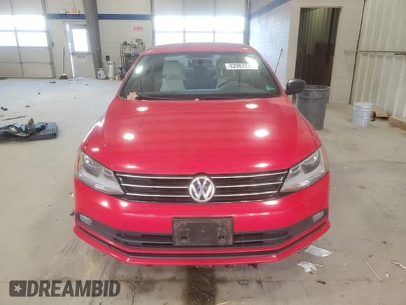 ✅ 2016 Volkswagen Jetta Sport • VIN: 3VWD17AJ5GM270019 • Лот: 92983275. Опубликован ранее на Copart с пробегом 63 697 миль. Бесплатный доступ к архиву аукционных продаж из США и подробный отчёт об истории автомобиля на DreamBid. Изображение 5.