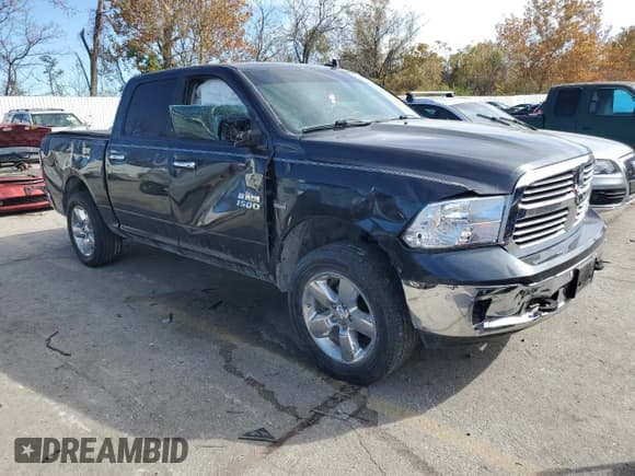 ✅ 2017 Ram 1500 Big Horn • VIN: 3C6RR7LT3HG525029 • Lot: 91105745. Wystawiony na Copart z przebiegiem Nie podano. Bezpłatny archiwum sprzedaży aukcyjnych z USA i szczegółowy raport historii pojazdu na DreamBid. Zdjęcie 4.