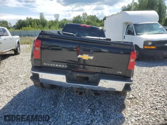 2016 Chevrolet Silverado 3500HD LTZ с VIN 1GC4K0C85GF108196, выставлен на аукционе Copart как лот 68752145 с пробегом Не указан миль и Чистый • Clean title. История ставок и продаж доступна на DreamBid. Изображение 6.