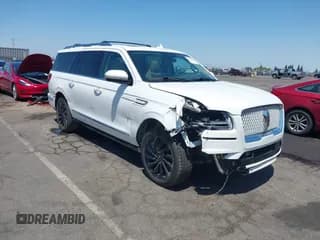 ✅ 2020 Lincoln Navigator Reserve • VIN: 5LMJJ3LT9LEL17509 • Лот: 42452188. Опубликован ранее на IAAI с пробегом 81 605 миль. Бесплатный доступ к архиву аукционных продаж из США и подробный отчёт об истории автомобиля на DreamBid. Изображение 1.