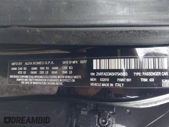 ✅ 2017 Alfa Romeo Giulia • VIN: ZARFAEDN3H7545063 • Lot: 41478190. Listed on IAAI with 76,623 mi. Free auction sales archive from the USA and detailed vehicle history report at DreamBid. Image 9.