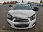 2013 Chevrolet Sonic LT with VIN 1G1JC6SG0D4230167, listed as a Copart auction lot 90614715 with 143,604 mi miles and Clean title. Bid and sale history available at DreamBid. Image 5.