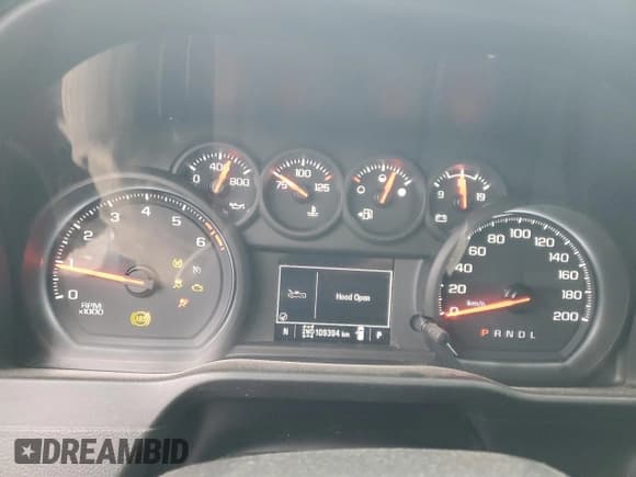 ✅ 2020 Chevrolet Silverado 1500 Custom • VIN: 1GCRYBEF8LZ333412 • Lot: 92382915. Listed on Copart with 109,394 mi. Free auction sales archive from the USA and detailed vehicle history report at DreamBid. Image 9.