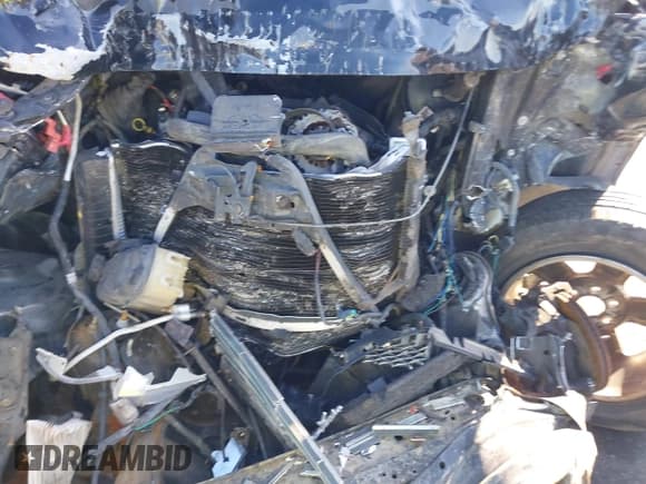 ✅ 2007 Chevrolet Tahoe LT • VIN: 1GNFC13J17R175026 • Lot: 41052039. Listed on IAAI with 336,184 mi. Free auction sales archive from the USA and detailed vehicle history report at DreamBid. Image 10.