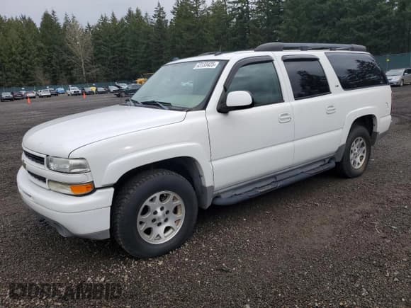 ✅ 2005 Chevrolet Suburban LT • VIN: 3GNFK16Z55G254040 • Lot: 43133425. Listed on Copart with 184,755 mi. Free auction sales archive from the USA and detailed vehicle history report at DreamBid. Image 1.