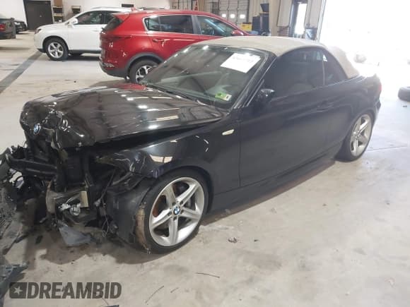 ✅ 2009 BMW 1 Series 135i • VIN: WBAUN93559VK41113 • Lot: 43665715. Listed on IAAI with 79,256 mi. Free auction sales archive from the USA and detailed vehicle history report at DreamBid. Image 2.