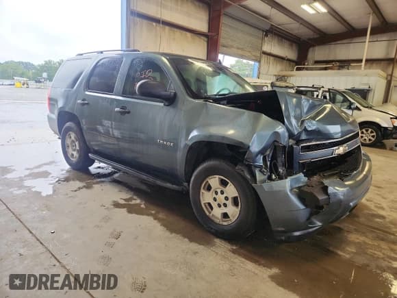 ✅ 2010 Chevrolet Tahoe LS • VIN: 1GNMCAE36AR224153 • Лот: 70899155. Опубликован ранее на Copart с пробегом 156 134 миль. Бесплатный доступ к архиву аукционных продаж из США и подробный отчёт об истории автомобиля на DreamBid. Изображение 4.