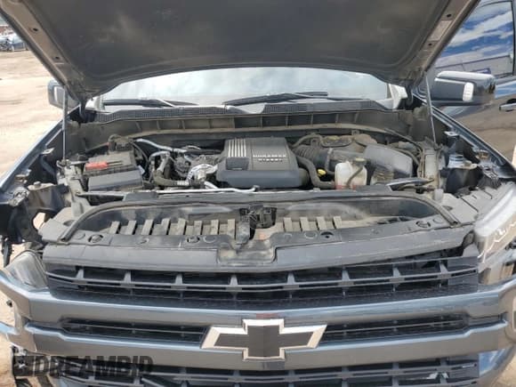 ✅ 2022 Chevrolet Silverado 1500 RST • VIN: 1GCUYEET3NZ124180 • Лот: 68918924. Опубликован ранее на Copart с пробегом 70 196 миль. Бесплатный доступ к архиву аукционных продаж из США и подробный отчёт об истории автомобиля на DreamBid. Изображение 11.