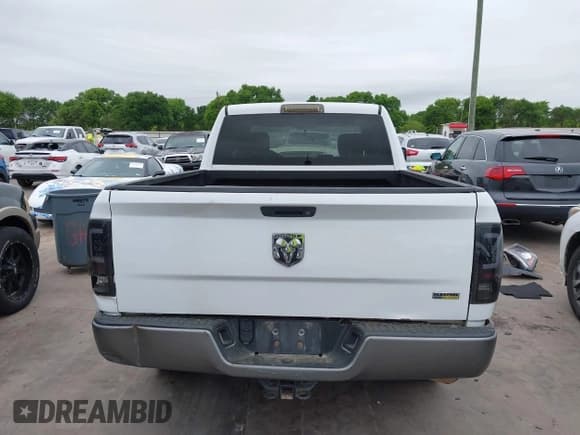 ✅ 2010 Dodge 1500 SLT • VIN: 1D7RB1GP6AS195253 • Lot: 41917323. Wystawiony na IAAI z przebiegiem 239 061 mil. Bezpłatny archiwum sprzedaży aukcyjnych z USA i szczegółowy raport historii pojazdu na DreamBid. Zdjęcie 17.