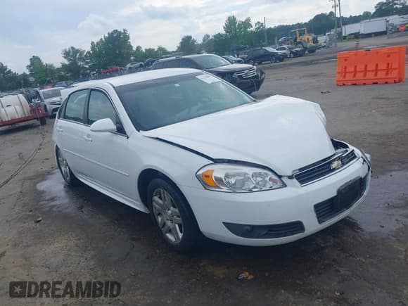 ✅ 2011 Chevrolet Impala LT Fleet • VIN: 2G1WG5EK6B1305726 • Lot: 42378895. Listed on IAAI with 111,344 mi. Free auction sales archive from the USA and detailed vehicle history report at DreamBid. Image 1.