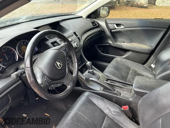 ✅ 2011 Acura TSX Technology • VIN: JH4CW2H62BC000730 • Lot: 43810118. Wystawiony na IAAI z przebiegiem 128 183 mil. Bezpłatny archiwum sprzedaży aukcyjnych z USA i szczegółowy raport historii pojazdu na DreamBid. Zdjęcie 5.