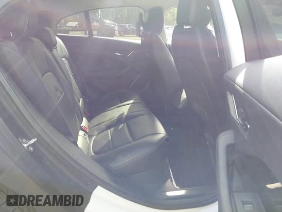 ✅ 2020 Jaguar I-Pace S • VIN: SADHB2S12L1F85023 • Lot: 43366644. Wystawiony na IAAI z przebiegiem 67 501 mil. Bezpłatny archiwum sprzedaży aukcyjnych z USA i szczegółowy raport historii pojazdu na DreamBid. Zdjęcie 8.