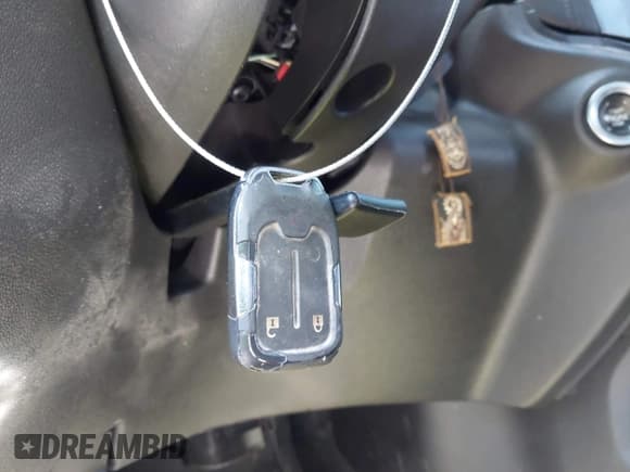 ✅ 2021 Chevrolet Silverado 1500 RST • VIN: 3GCUYEED3MG242351 • Lot: 43555641. Wystawiony na IAAI z przebiegiem 65 009 mil. Bezpłatny archiwum sprzedaży aukcyjnych z USA i szczegółowy raport historii pojazdu na DreamBid. Zdjęcie 11.