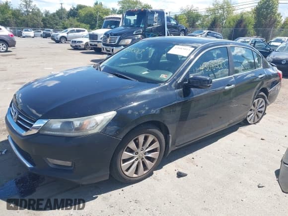 ✅ 2015 Honda Accord EX-L • VIN: 1HGCR2F86FA199894 • Lot: 43085013. Listed on IAAI with 149,855 mi. Free auction sales archive from the USA and detailed vehicle history report at DreamBid. Image 2.