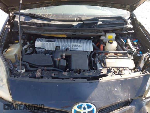 ✅ 2013 Toyota Prius Three • VIN: JTDKN3DU4D1681000 • Lot: 43040937. Listed on IAAI with 208,941 mi. Free auction sales archive from the USA and detailed vehicle history report at DreamBid. Image 10.