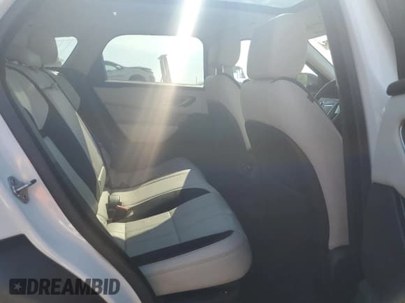 ✅ 2018 Land Rover Range Rover Velar S • VIN: SALYB2RX3JA708031 • Lot: 67622285. Listed on Copart with 33,299 mi. Free auction sales archive from the USA and detailed vehicle history report at DreamBid. Image 11.