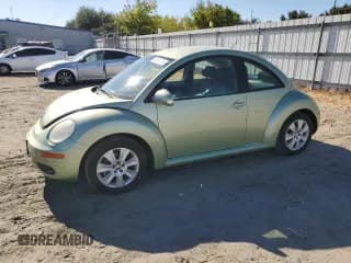 ✅ 2009 Volkswagen Beetle S • VIN: 3VWPG31C59M507584 • Лот: 69497815. Опубликован ранее на Copart с пробегом 27 509 миль. Бесплатный доступ к архиву аукционных продаж из США и подробный отчёт об истории автомобиля на DreamBid. Изображение 1.