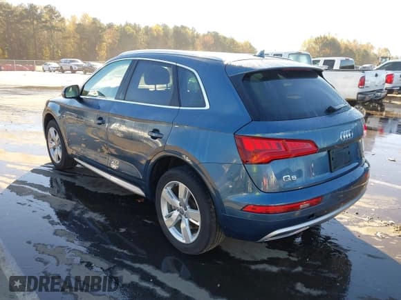 ✅ 2018 Audi Q5 Premium Plus • VIN: WA1BNAFY6J2028849 • Lot: 43612670. Wystawiony na IAAI z przebiegiem 38 590 mil. Bezpłatny archiwum sprzedaży aukcyjnych z USA i szczegółowy raport historii pojazdu na DreamBid. Zdjęcie 3.